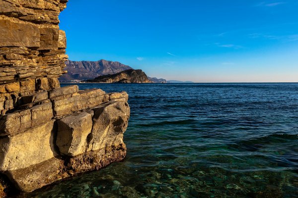 Comment choisir une croisière qui offre des ateliers de fabrication de bijoux en Italie?