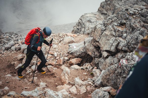 Comment découvrir les traditions des chasseurs de faucons en Mongolie?